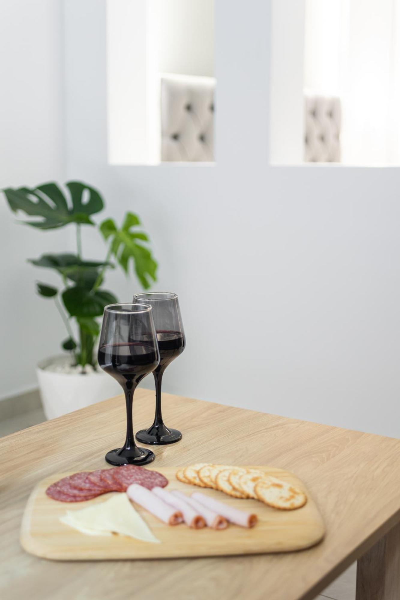 New Glamorous Apartment In Downtown Thessaloniki Buitenkant foto
