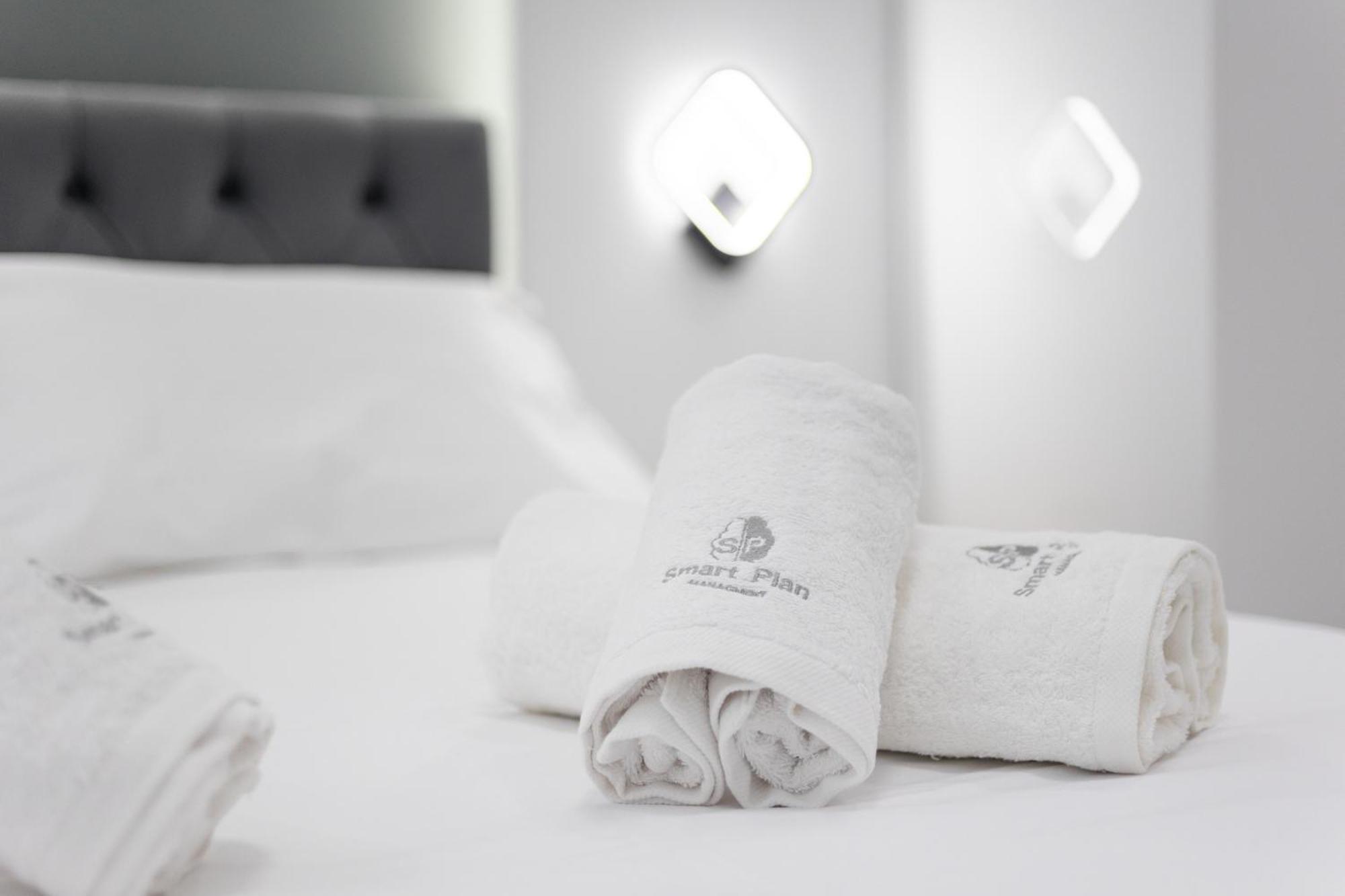 New Glamorous Apartment In Downtown Thessaloniki Buitenkant foto